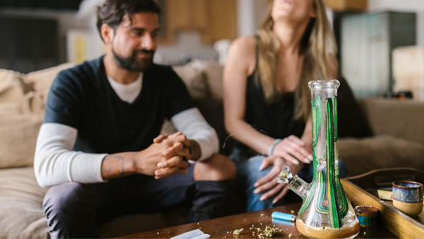 How to Clean a Bong