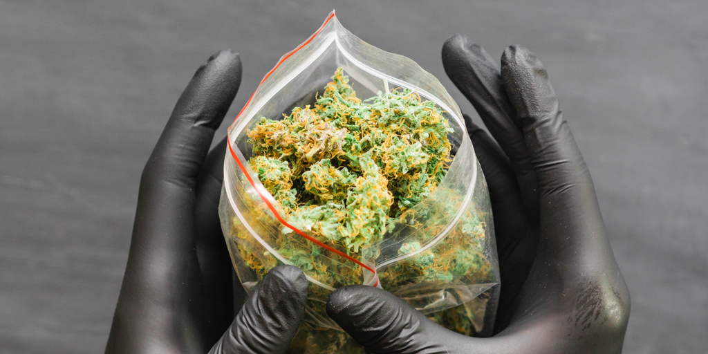 What Does 'Smalls' Mean In Weed? A Quick Guide