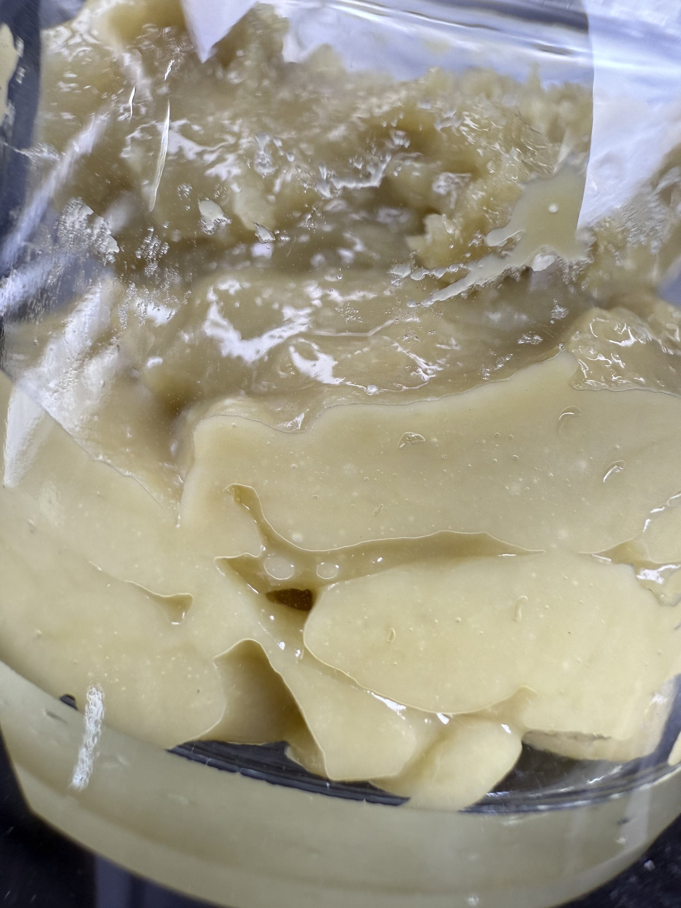 Blueberry Space Cake - THCA Live Rosin Concentrate