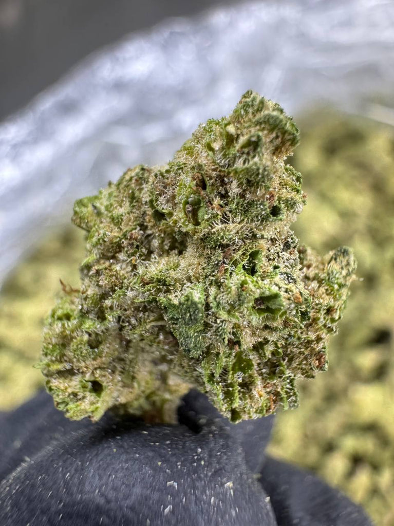 Wedding Cake - Gold Nuggets - THCa Flower TOP SHELF SMALLS